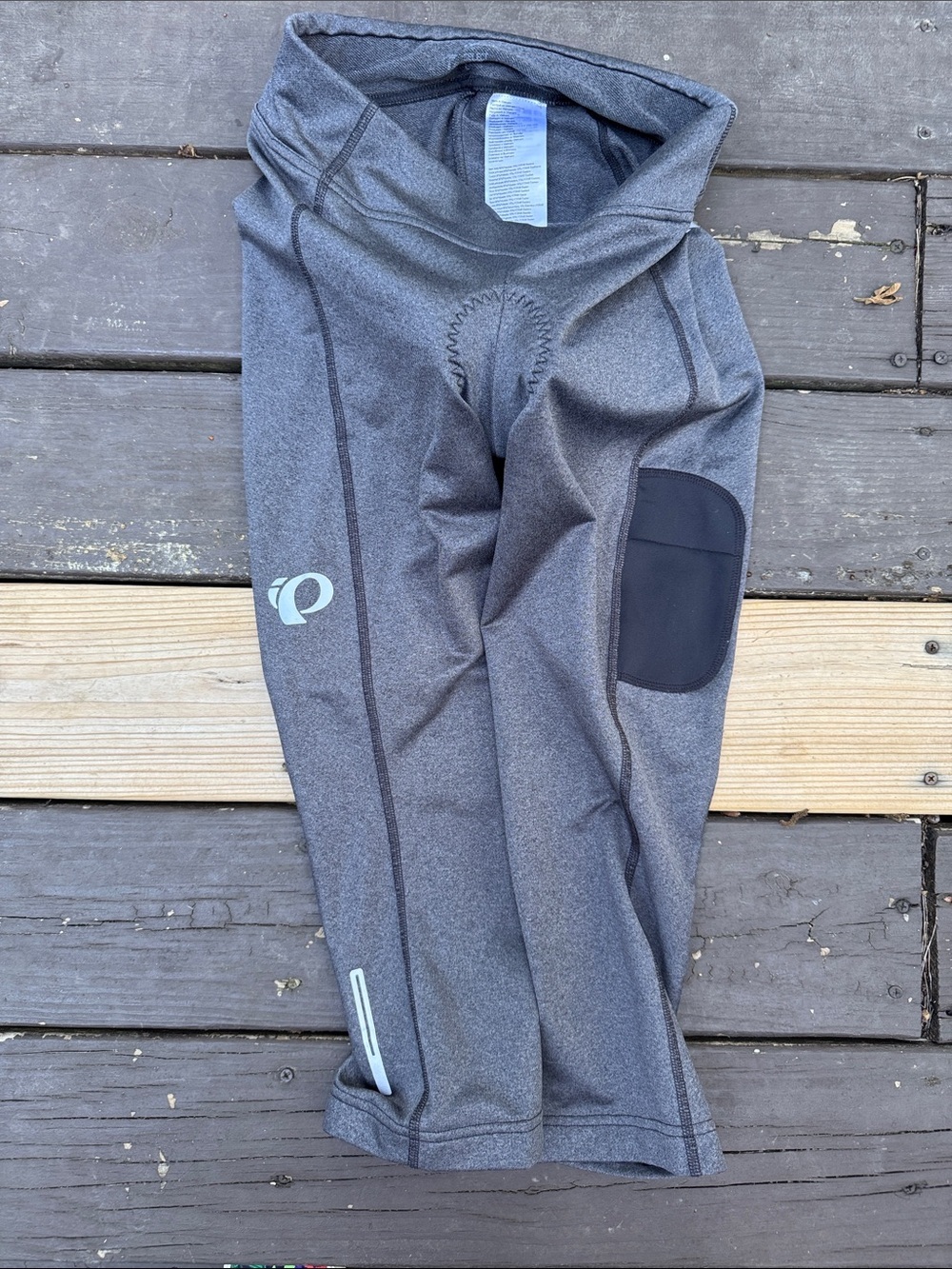 Pearl Izumi Heather Gray Cycling Capris with Side Pocket